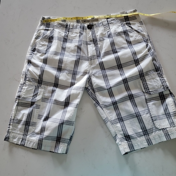 Shorts - Picture 6 of 8